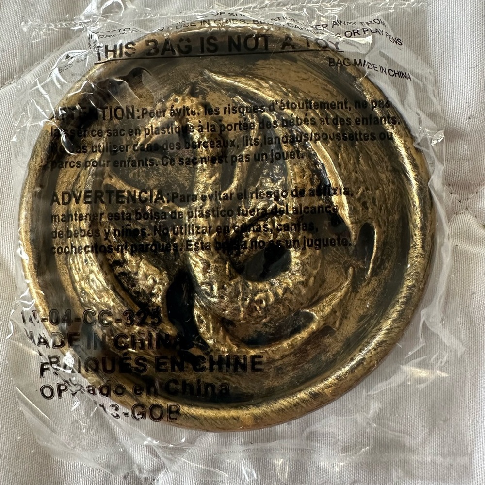 10 for $10 choose any 10 items marked 10 for $10 Plastic dragon medal Cosplay